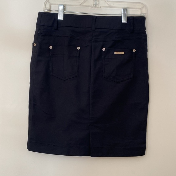 Guess black skirt - Picture 3 of 4